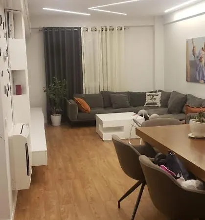 Apartment Nicol Tirana